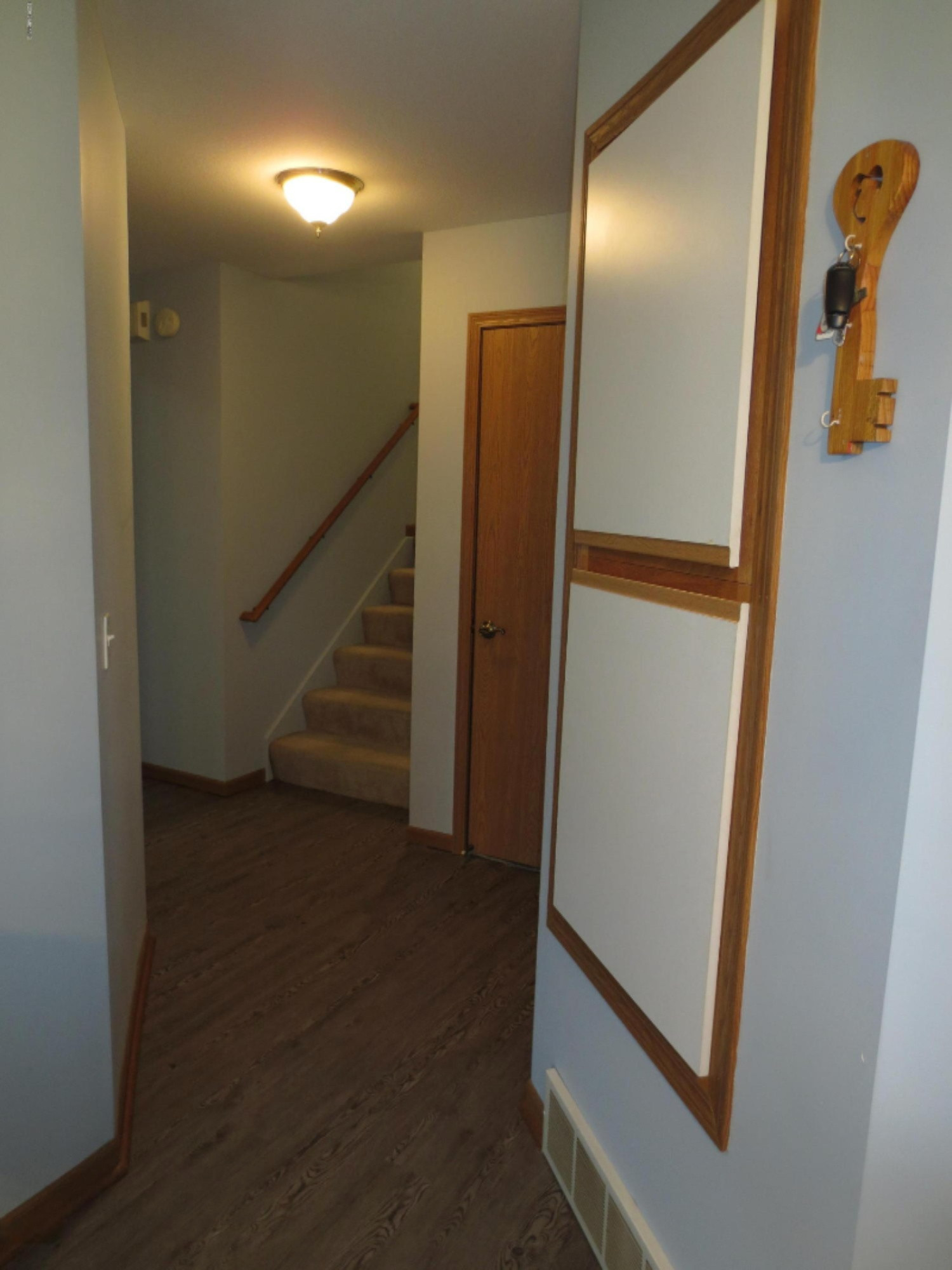 1295 North Whitehall Road, Unit 2 Muskegon, MI 49445 - Photo 6 of 23 IMG_4697