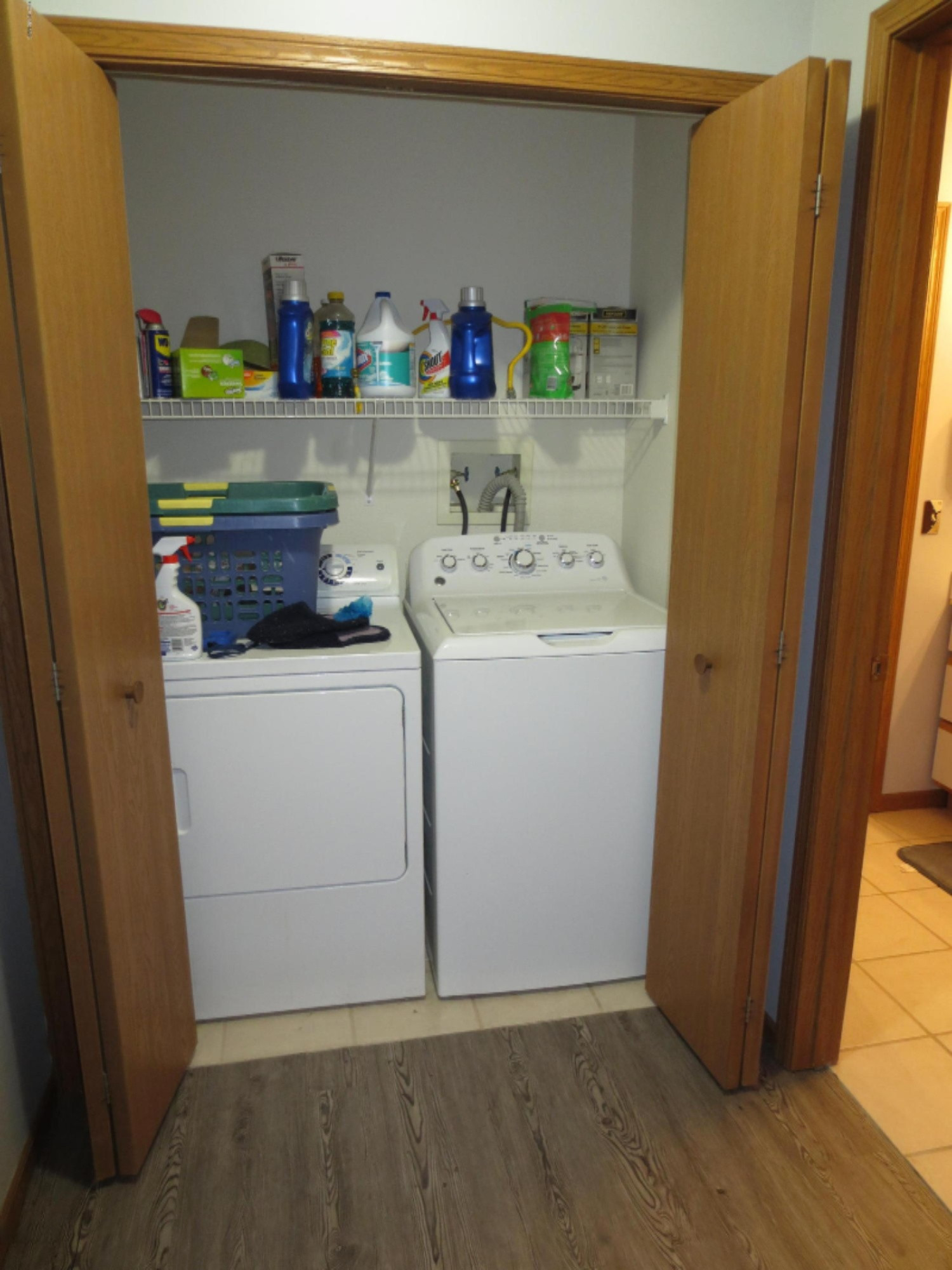 1295 North Whitehall Road, Unit 2 Muskegon, MI 49445 - Photo 9 of 23 IMG_4700