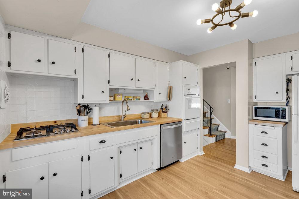 58 Hilton Road Mount Holly, NJ 08060 - Photo 13 of 26 Kitchen