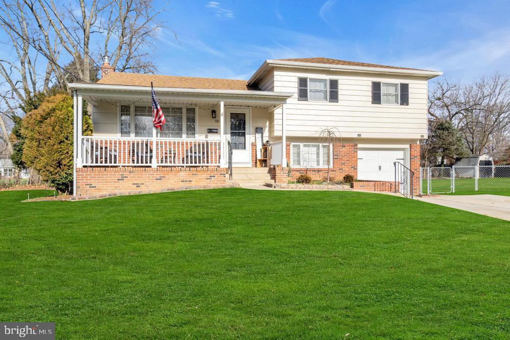 58 Hilton Road Mount Holly, NJ 08060 - Photo 2 of 26 front yard