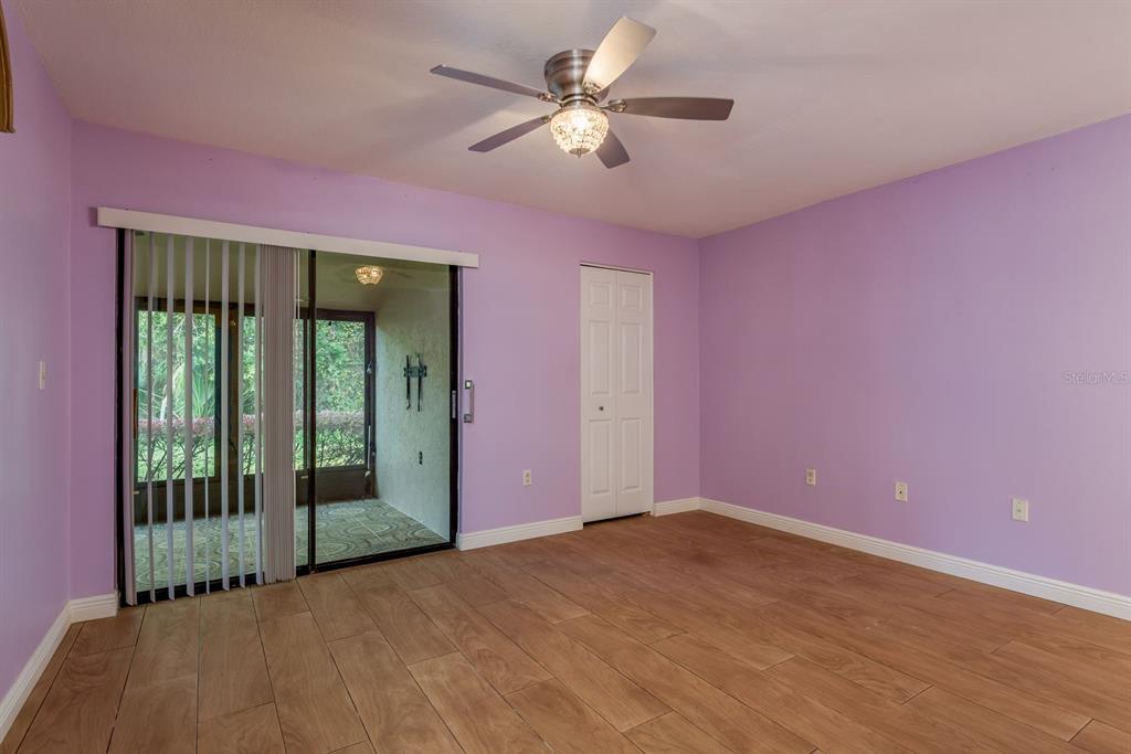 1300 Shady Pine Way, Unit B Tarpon Springs, FL 34688 - Photo 15 of 37