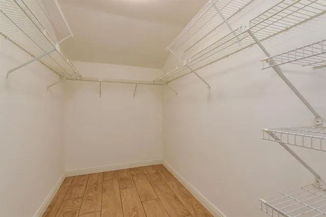 $225,000 | 1300 Shady Pine Way, Unit B, Tarpon Springs, FL 34688