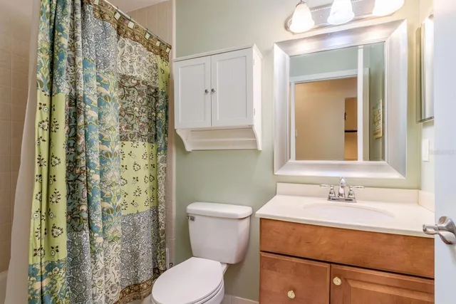 $225,000 | 1300 Shady Pine Way, Unit B, Tarpon Springs, FL 34688