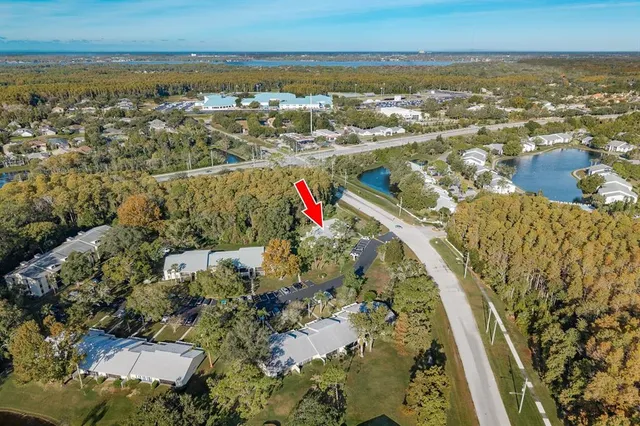 $225,000 | 1300 Shady Pine Way, Unit B, Tarpon Springs, FL 34688
