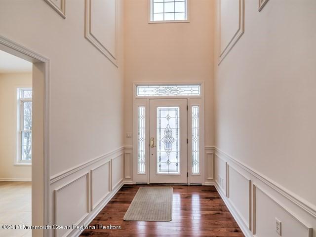 20 Yates Road Manalapan, NJ 07726 - Photo 2 of 44 FOYER