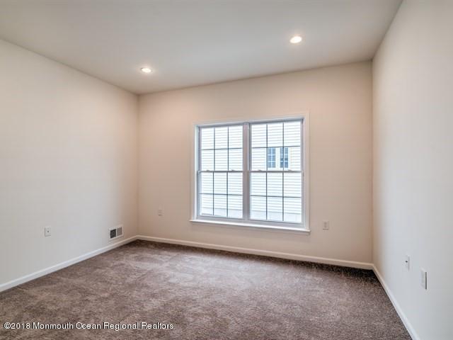 20 Yates Road Manalapan, NJ 07726 - Photo 24 of 44 BEDROOM