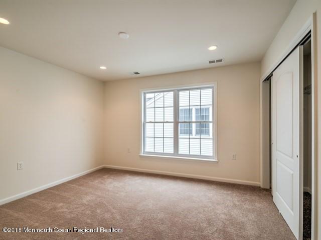 20 Yates Road Manalapan, NJ 07726 - Photo 32 of 44 LOFT BEDROOM