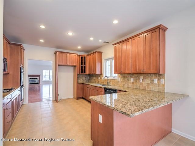 20 Yates Road Manalapan, NJ 07726 - Photo 4 of 44 KITCHEN