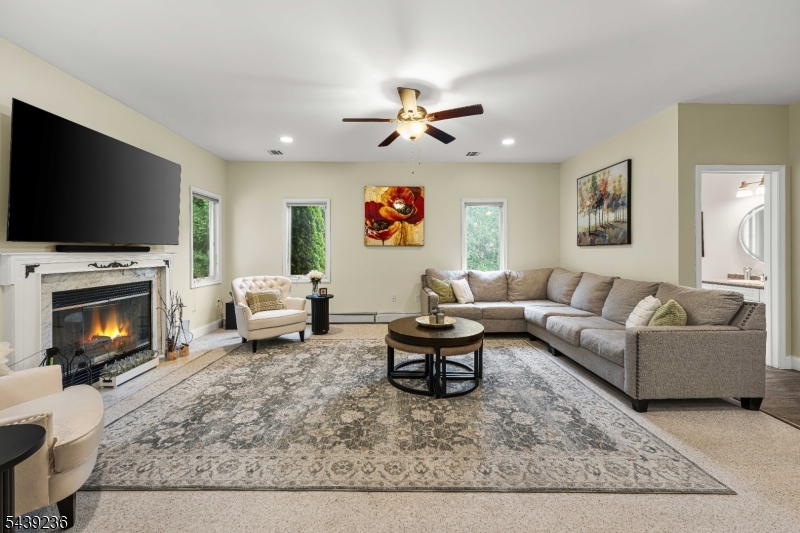 56 Rookwood Terrace, Unit 56 Morris Plains, NJ 07950 - Photo 3 of 40
