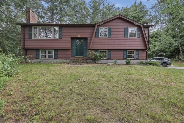 $640,000 | 17 Sherwood Drive, Westford, MA 01886