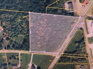 0 Highway 49 Springfield, TN 37172 - Photo 1 of 1 a view of a small pool