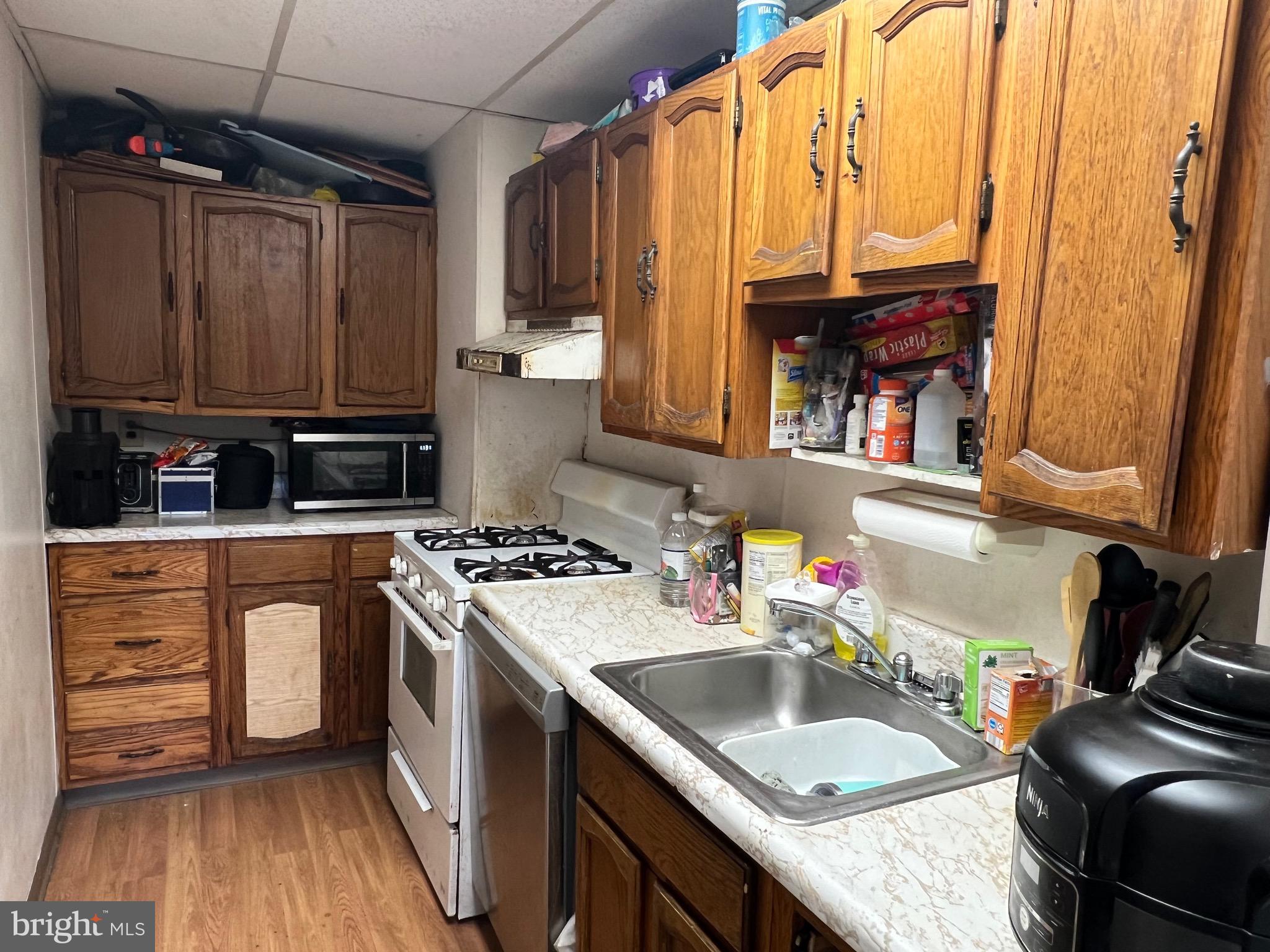 7048 Guilford Road Upper Darby, PA 19082 - Photo 5 of 19