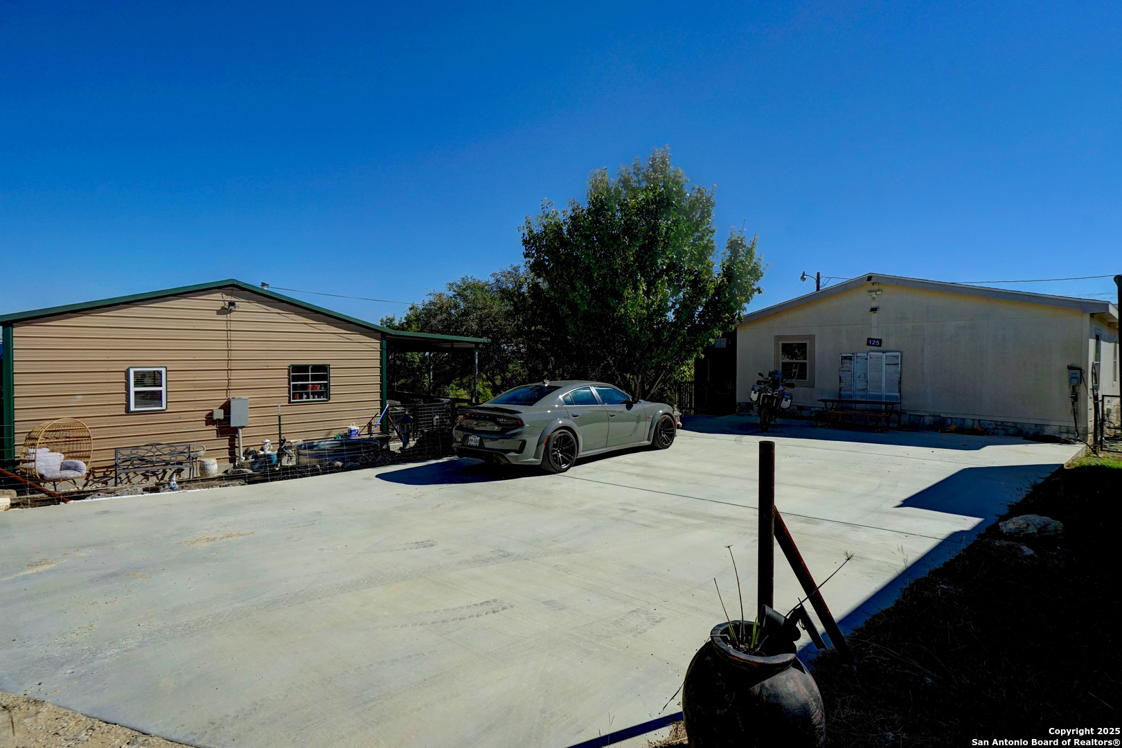 125 Valencia Drive Kerrville, TX 78028 - Photo 16 of 47