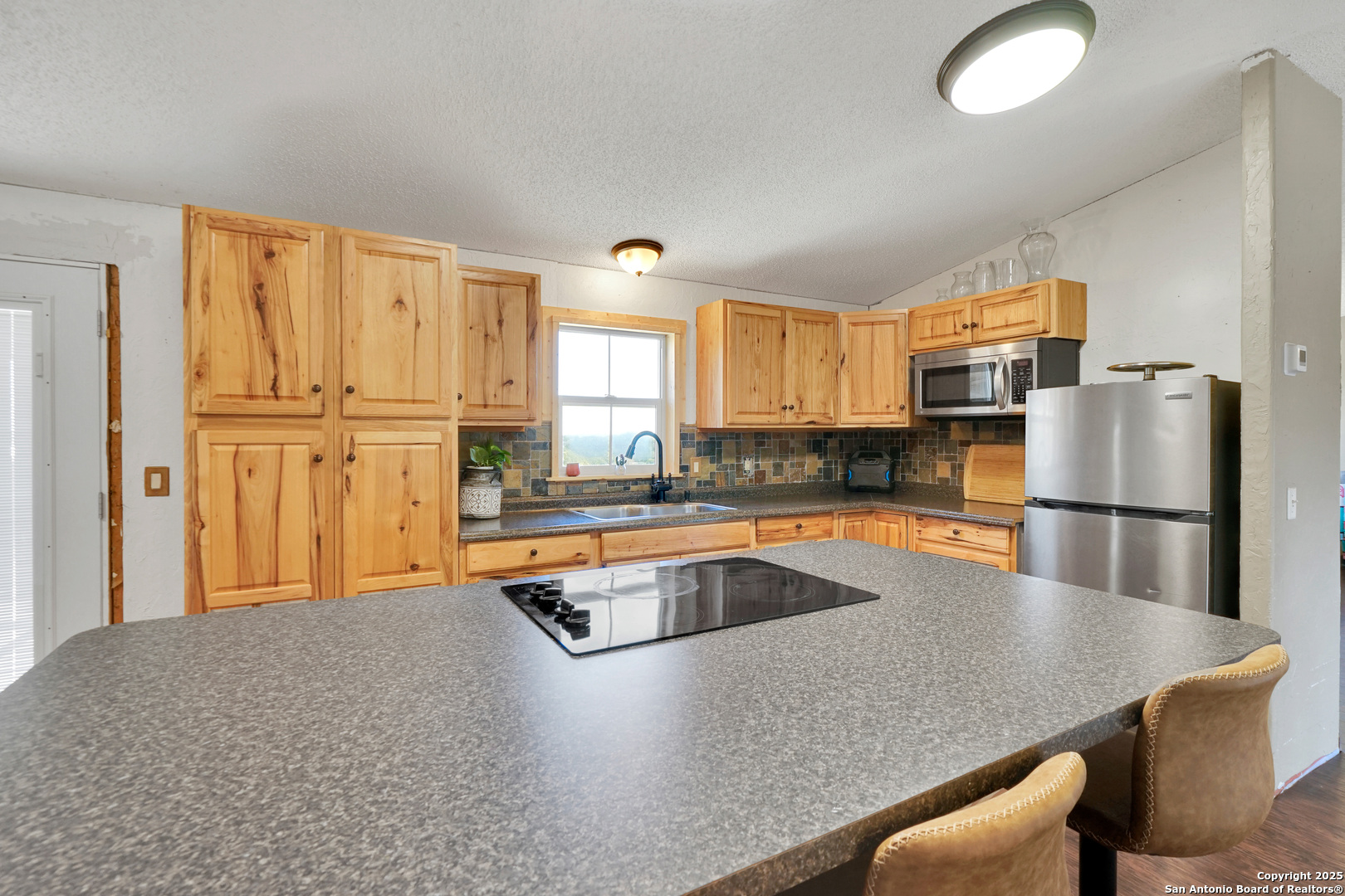 125 Valencia Drive Kerrville, TX 78028 - Photo 29 of 47