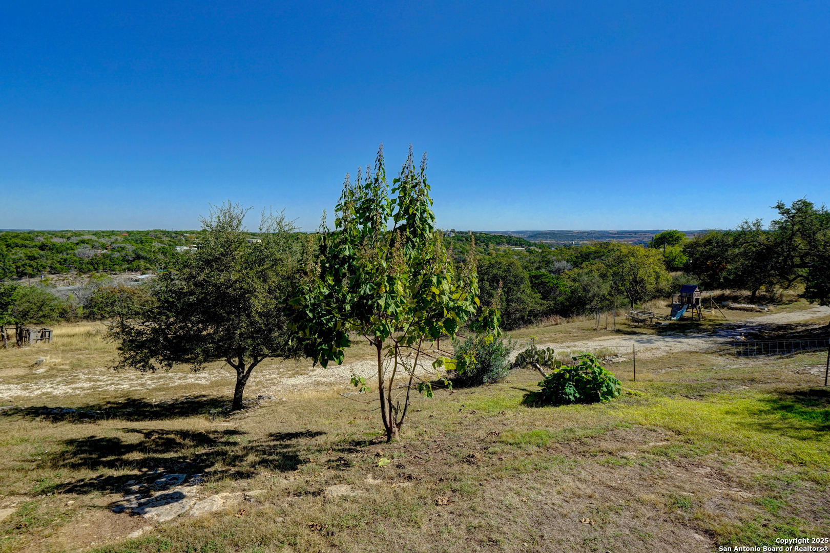 125 Valencia Drive Kerrville, TX 78028 - Photo 42 of 47