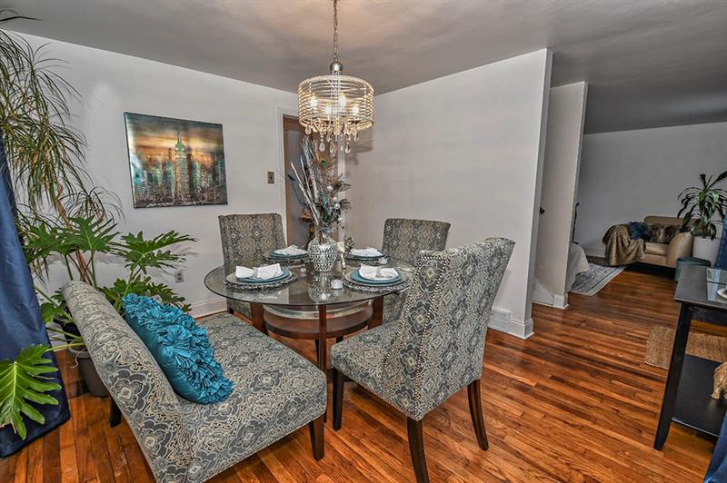 163 Ritzland Road Pittsburgh, PA 15235 - Photo 10 of 19 Gallery Image 10