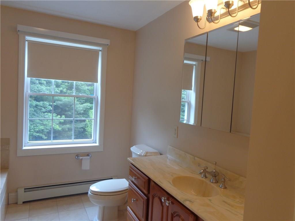 1 Hammond Road Kennebunk, ME 04043 - Photo 21 of 33 Master Bath with tiled floor.