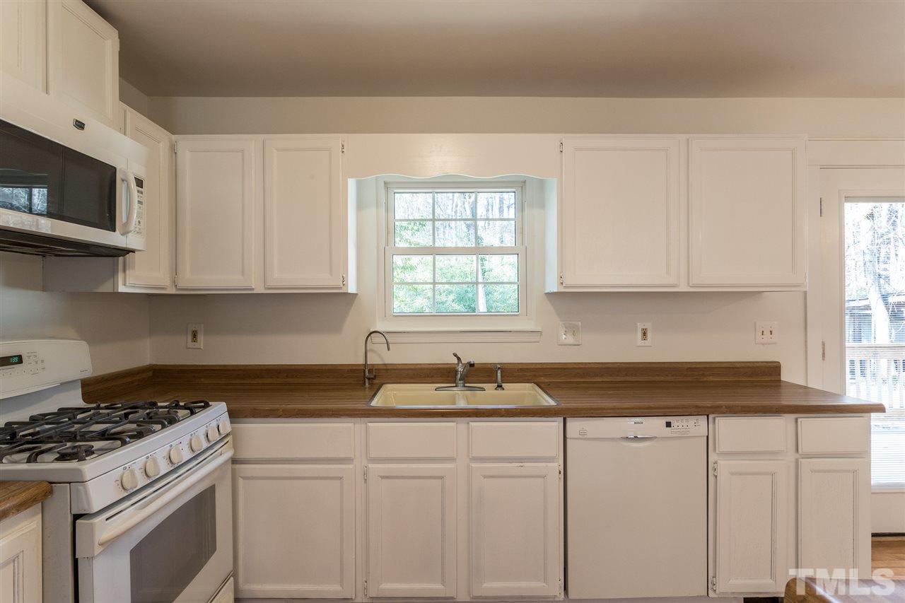 5507 Shadowbrook Drive Raleigh, NC 27612 - Photo 11 of 30