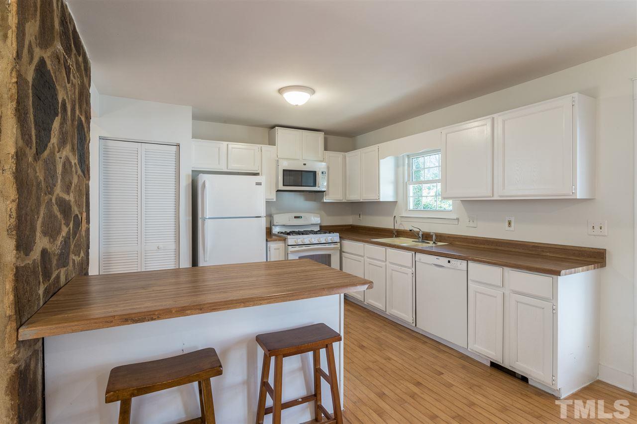 5507 Shadowbrook Drive Raleigh, NC 27612 - Photo 9 of 30