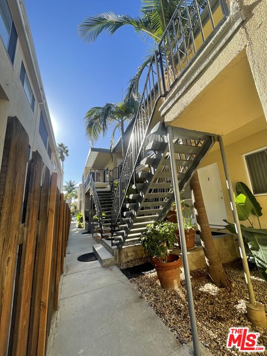 823 5th Street Santa Monica, CA 90403 - Photo 2 of 3