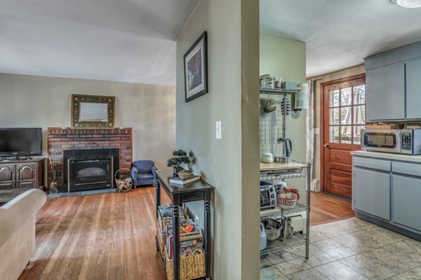 14 Flash Road North Reading, MA 01864 - Photo 8 of 16 Gallery Image 8