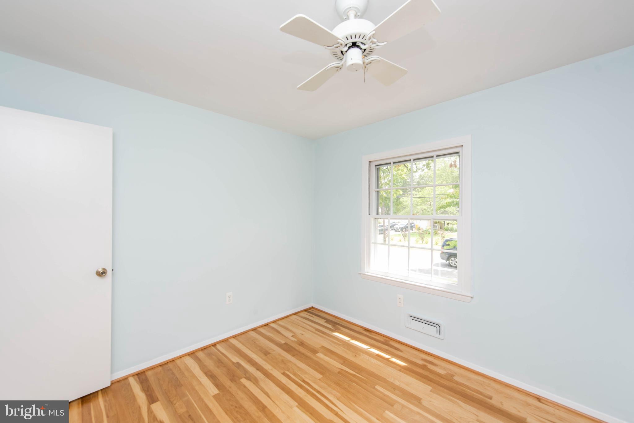 1496 Long Point Road Pasadena, MD 21122 - Photo 34 of 56 Bedroom 1