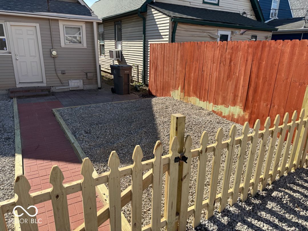 66 East Regent Street Indianapolis, IN 46225 - Photo 17 of 19