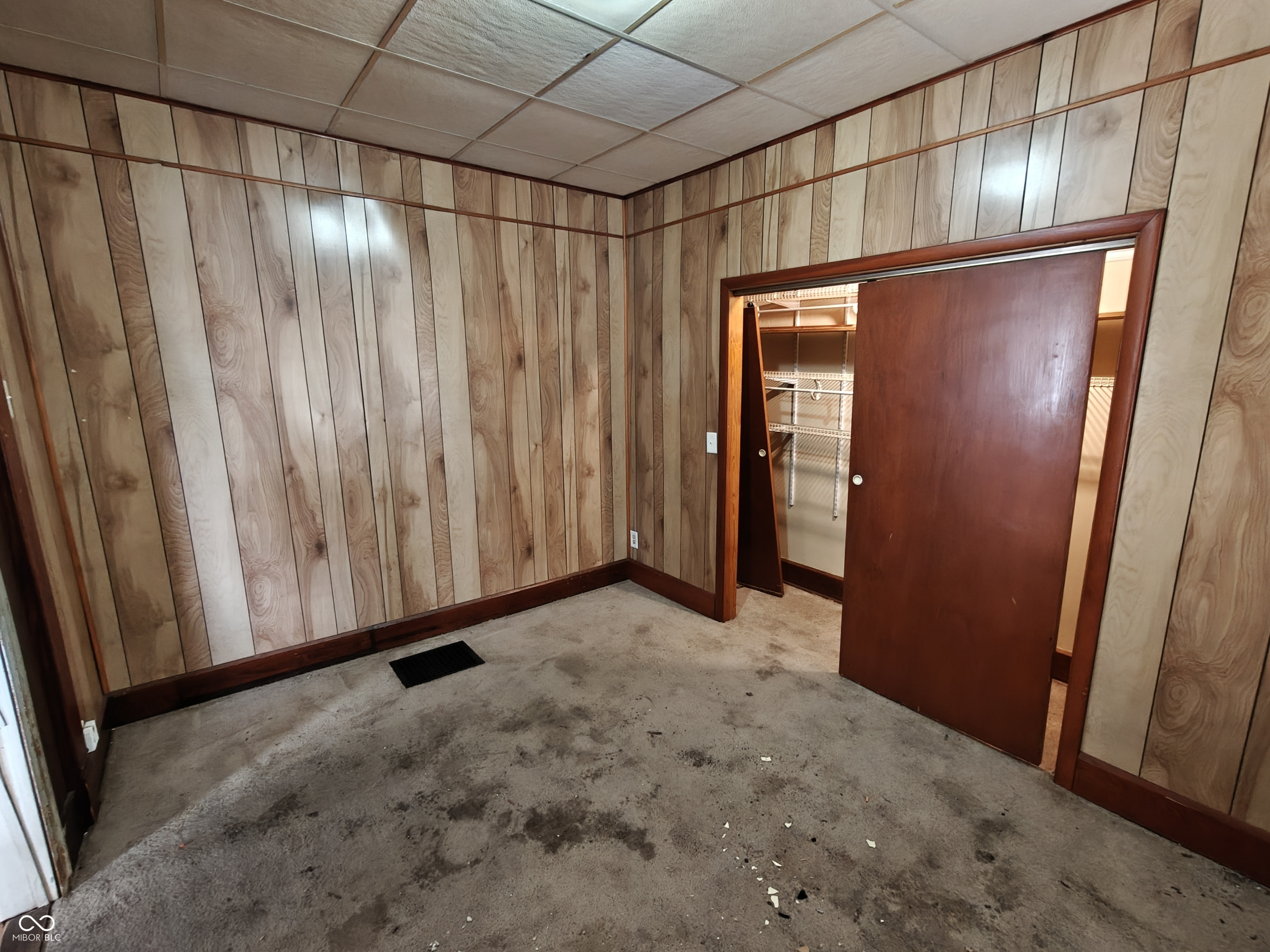 66 East Regent Street Indianapolis, IN 46225 - Photo 5 of 19