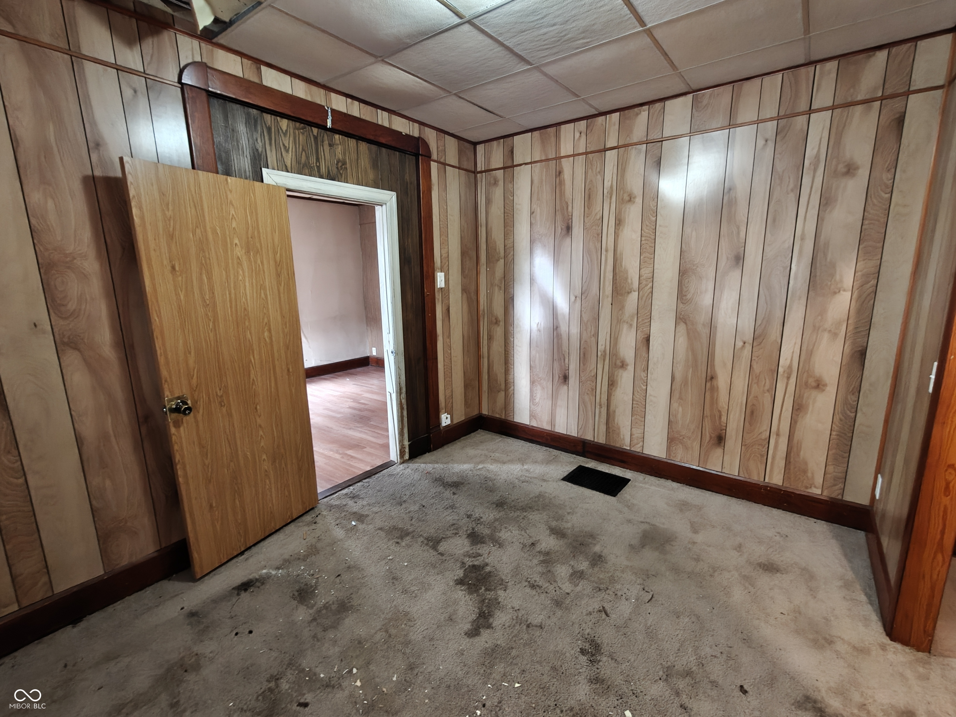 66 East Regent Street Indianapolis, IN 46225 - Photo 6 of 19