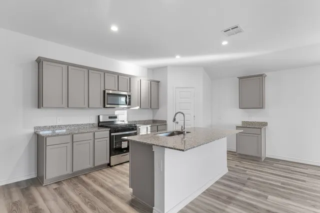 $232,810 | 5630 Spoonbill Drive, Orange, TX 77632