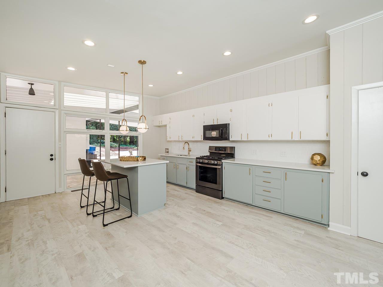2701 Ashland Street Raleigh, NC 27608 - Photo 16 of 25