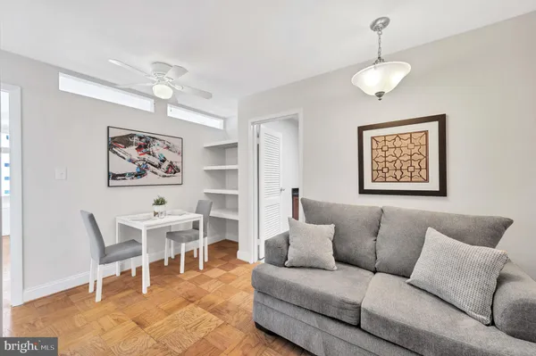$3,700 | 2401 H Street Northwest, Unit 808, Washington, DC 20037