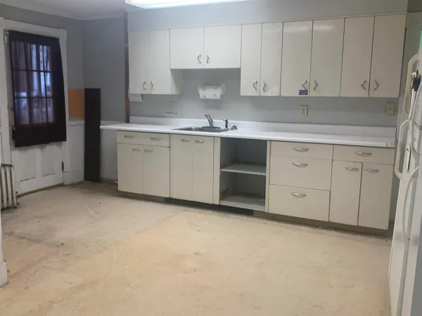 $475,000 | 235 Main Street, Poultney, VT 05764