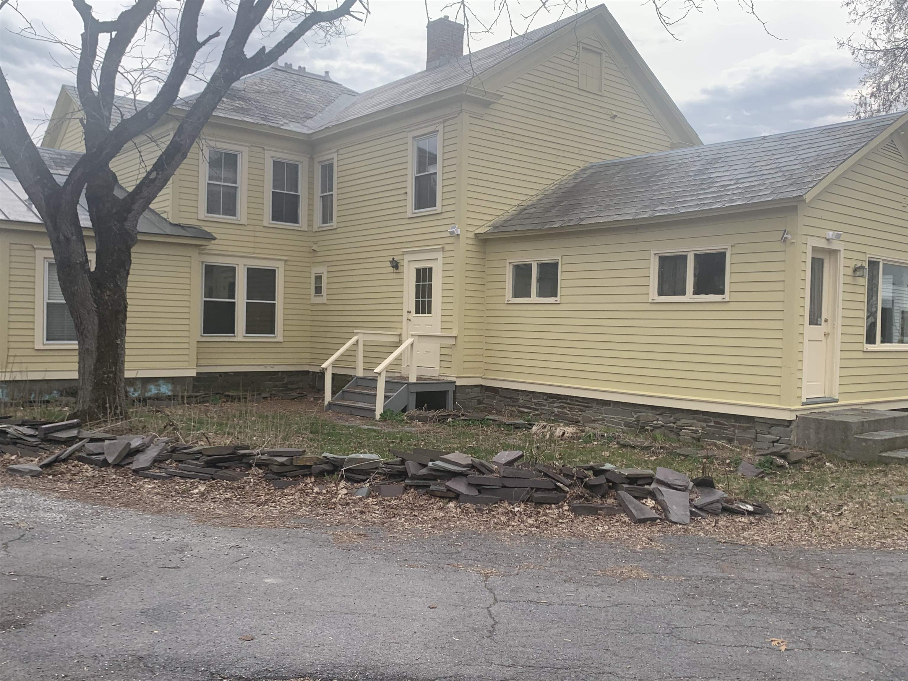 235 Main Street Poultney, VT 05764 - Photo 6 of 33