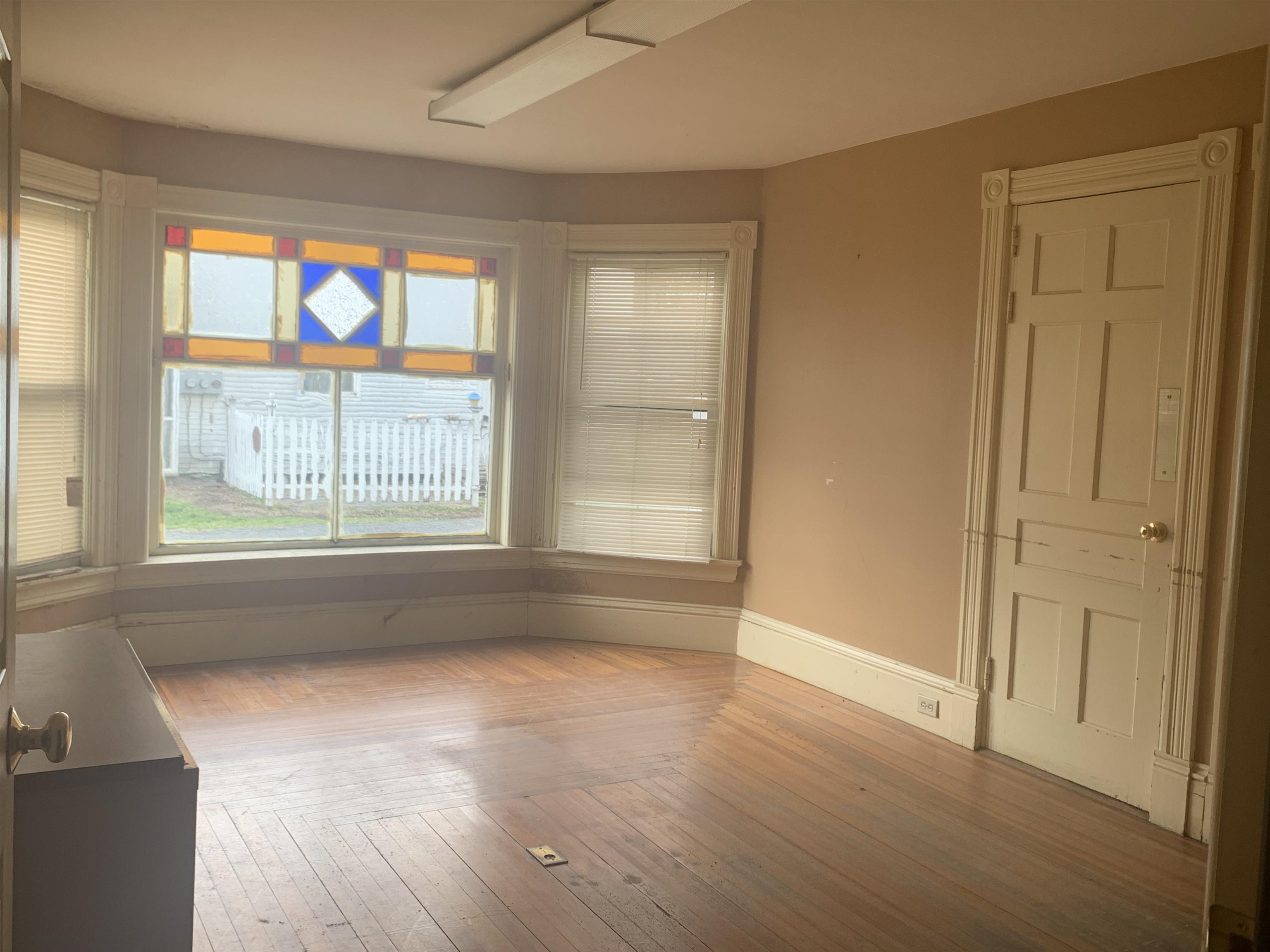 235 Main Street Poultney, VT 05764 - Photo 9 of 33