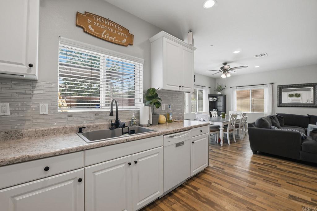 35302 Brown Galloway Lane Fallbrook, CA 92028 - Photo 13 of 32