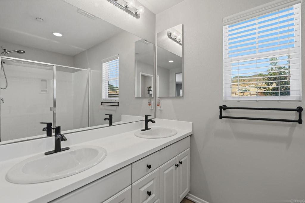 35302 Brown Galloway Lane Fallbrook, CA 92028 - Photo 21 of 32