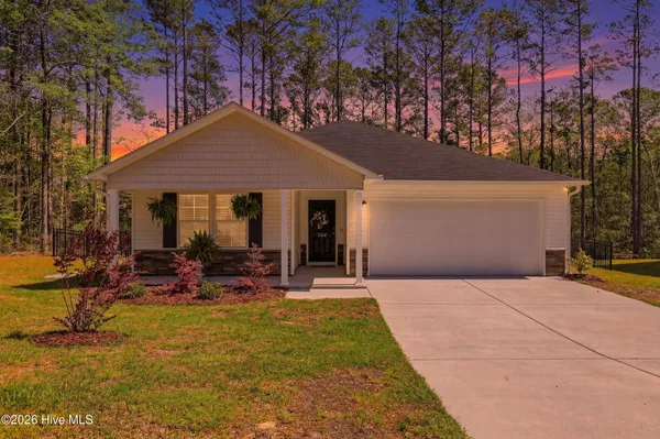 $325,000 | 2518 Sardis Drive Southeast, Bolivia, NC 28422