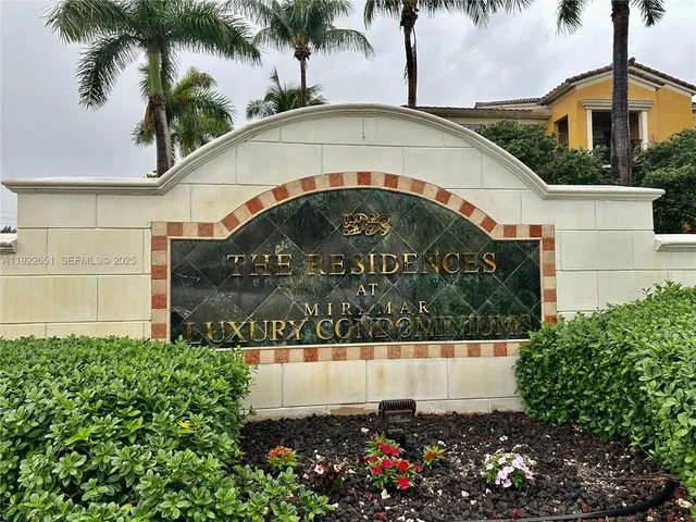 $2,400 | 2120 West Preserve Way, Unit 301, Miramar, FL 33025