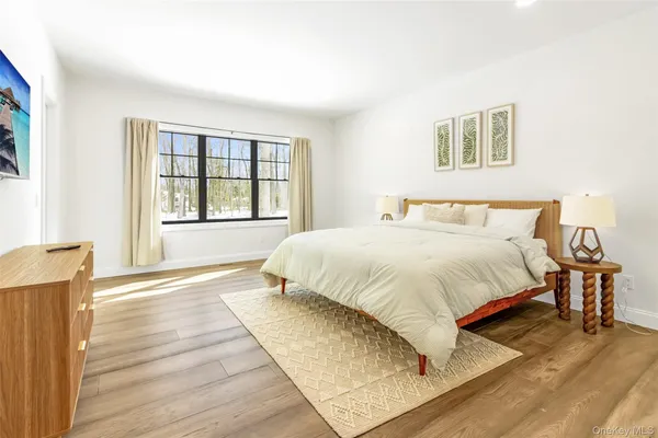 $10,000 | 1745 Stars Road, East Marion, NY 11939