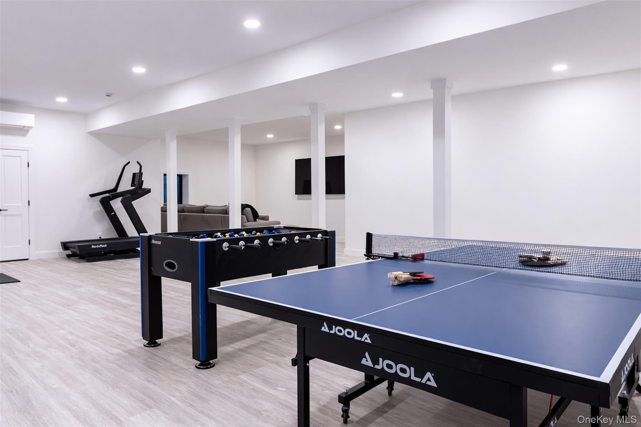 1745 Stars Road East Marion, NY 11939 - Photo 19 of 33