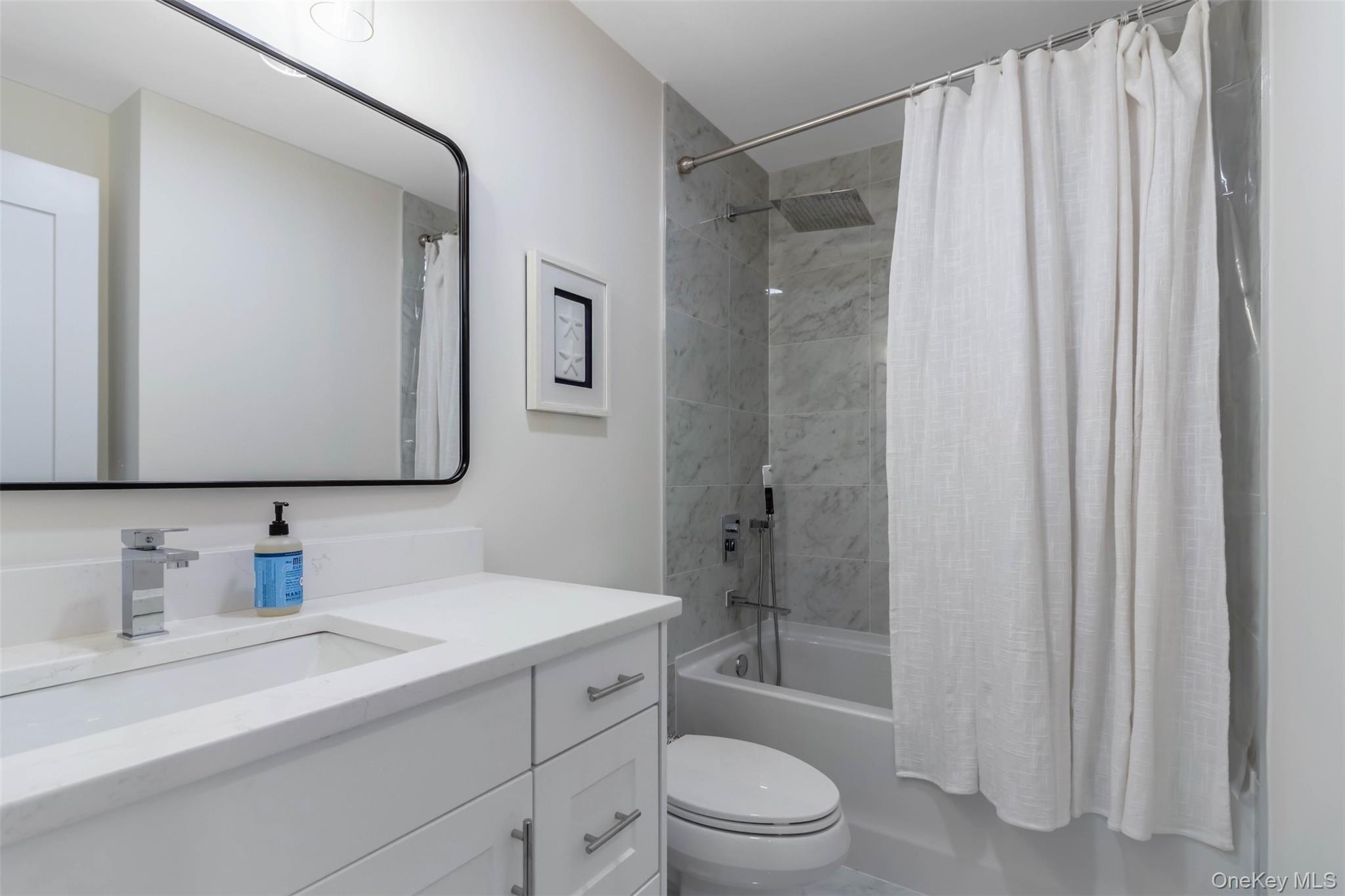 1745 Stars Road East Marion, NY 11939 - Photo 22 of 33