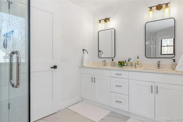 $10,000 | 1745 Stars Road, East Marion, NY 11939