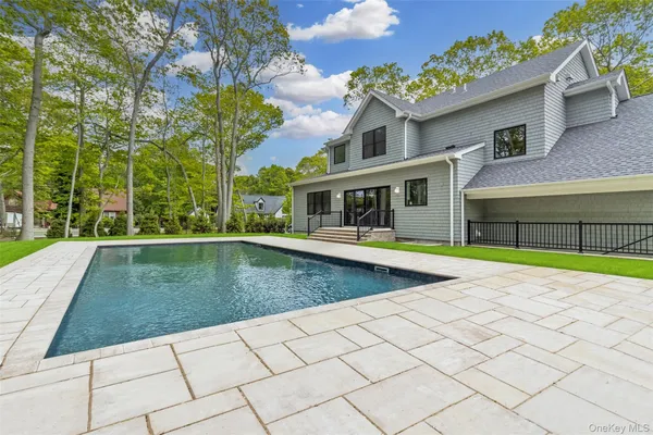 $10,000 | 1745 Stars Road, East Marion, NY 11939