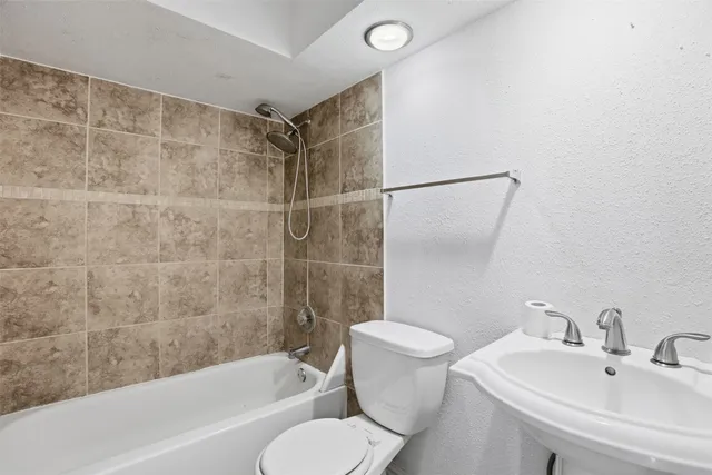 $237,000 | 10306 Jillana Kaye Drive, Houston, TX 77086