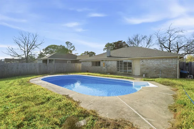 $237,000 | 10306 Jillana Kaye Drive, Houston, TX 77086