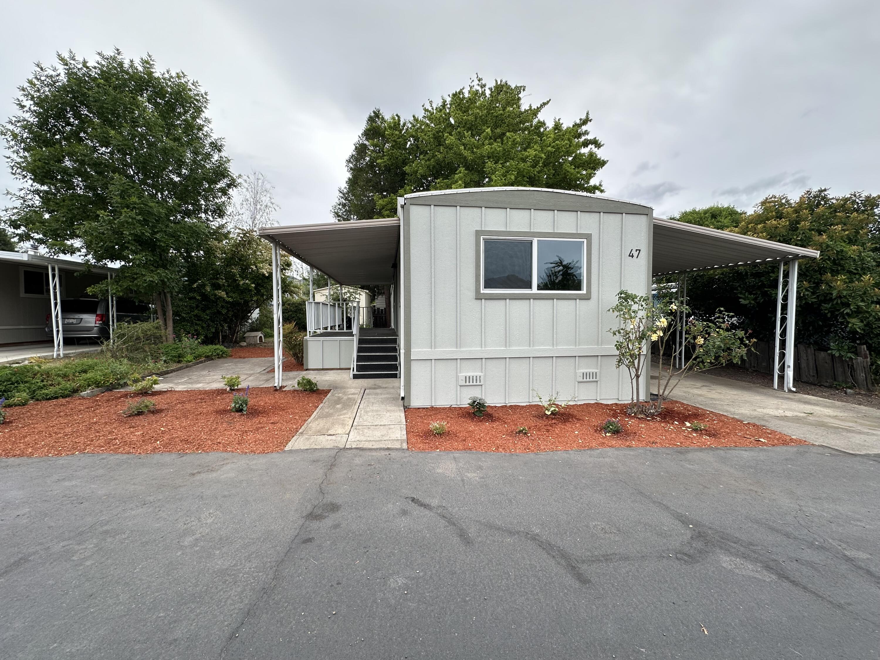 355 Colver Road, Unit 47 Talent, OR 97540 - Photo 2 of 32 IMG_8228