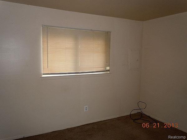 4179-4181 Venoy Road Wayne, MI 48184 - Photo 17 of 27 DSCN5045bi.jpg