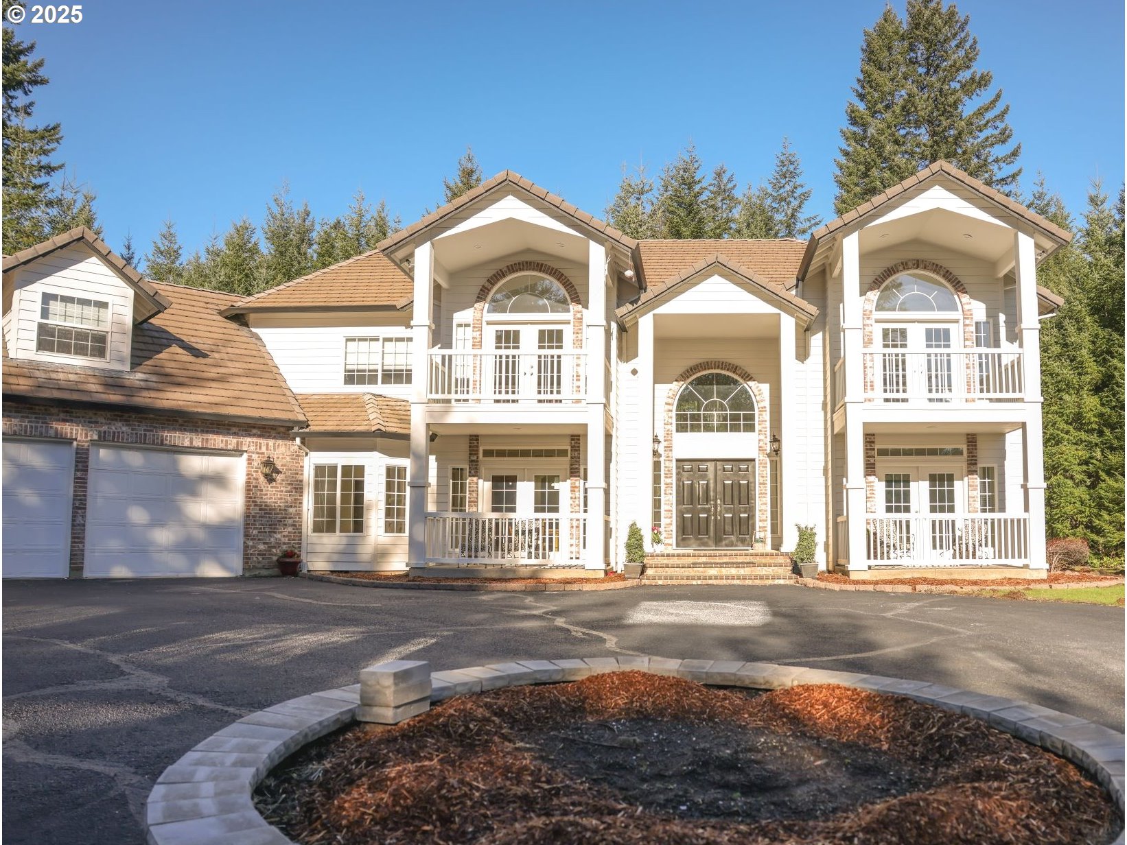 5812 Northeast Livingston Road Camas, WA 98607 - Photo 2 of 27 a front view of a house