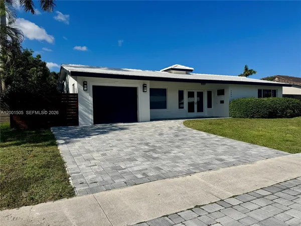 $4,400 | 1093 Southwest 14th Street, Boca Raton, FL 33486